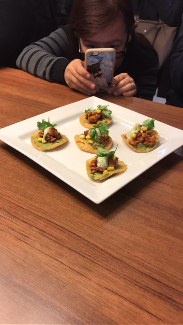 Quesada Burritos & Tacos