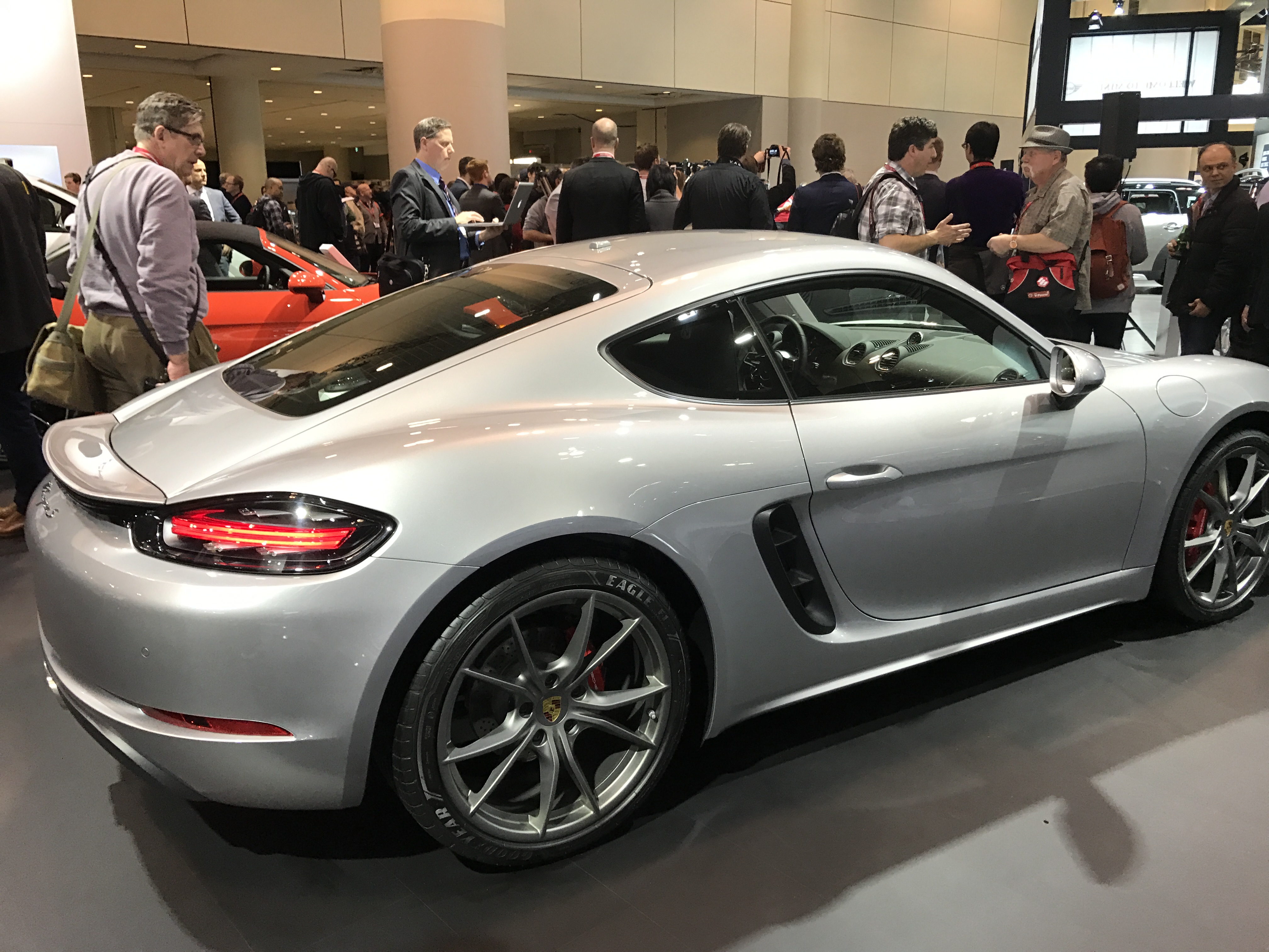 Porsche - Canadian International Autoshow #CIAS2017