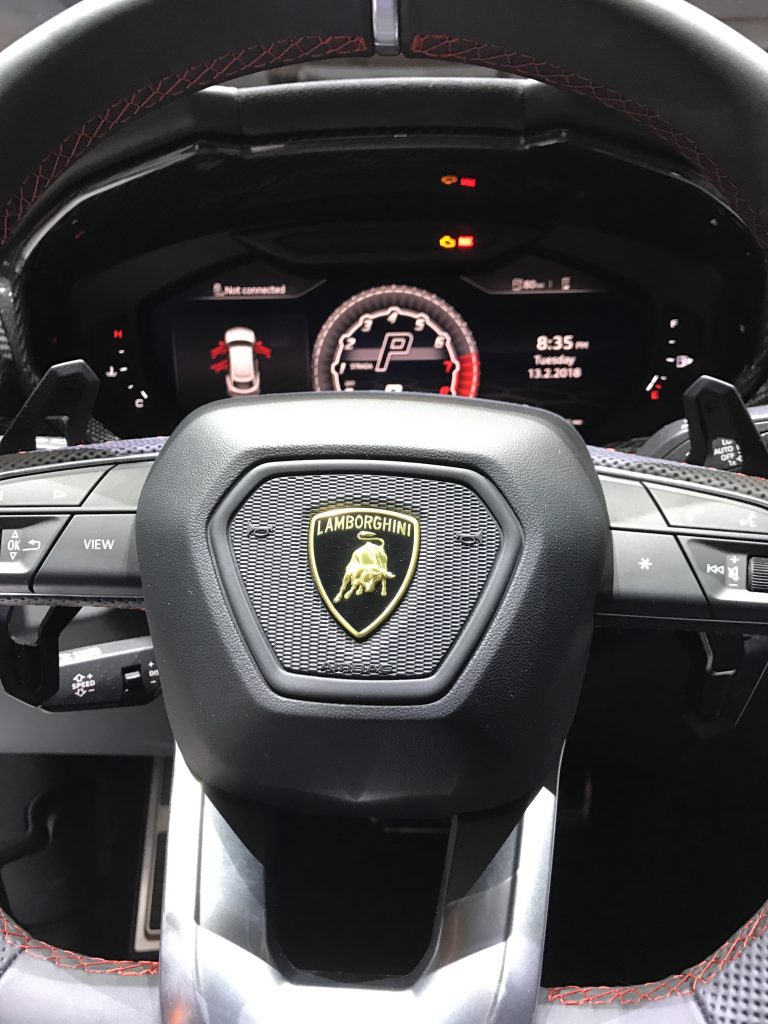 (Interior) 2018 Lamborghini Urus - Super SUV - MoVernie on the MOVE