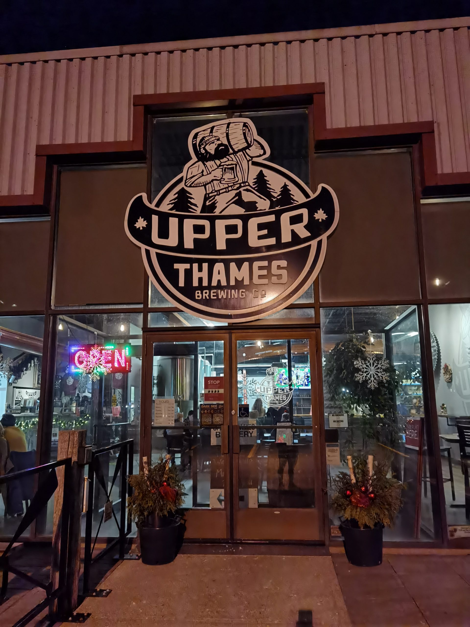 Upper Thames Brewing Company Woodstock, Ontario, Canada [CRAFT BEER