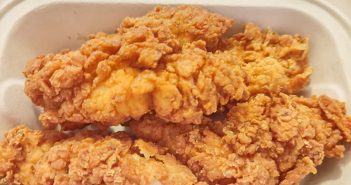 (GRAND OPENING) Chomp Chicken by Feedery Food – Aurora, Ontario, Canada