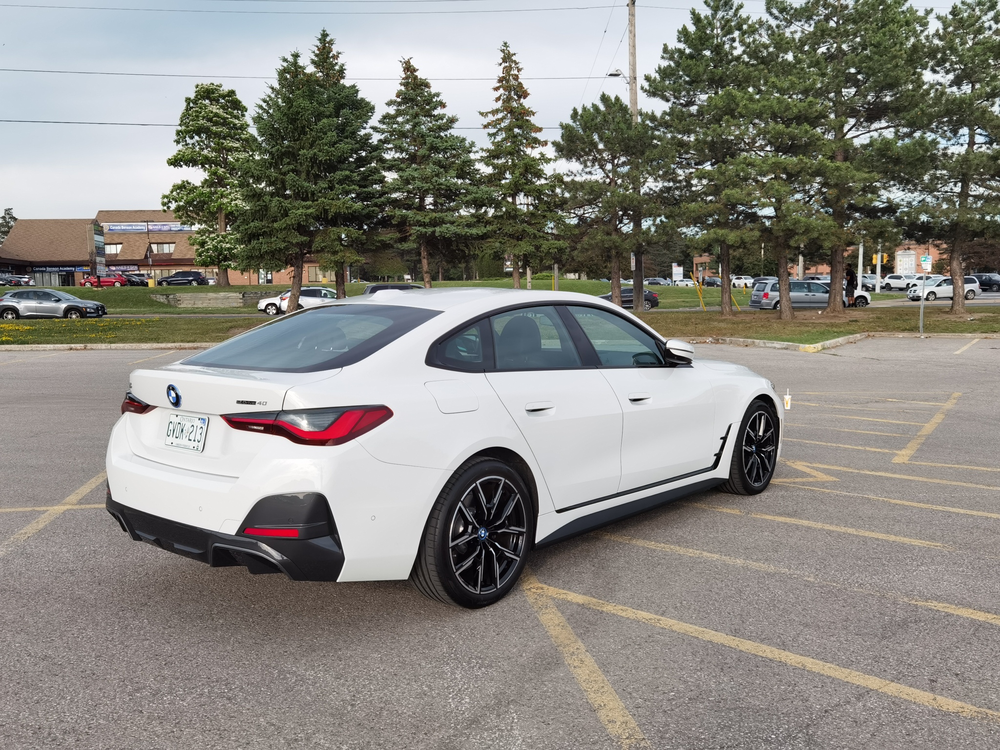 (First Drive) 2022 BMW i4 eDrive40 Gran Coupé - All-Electric - MoVernie