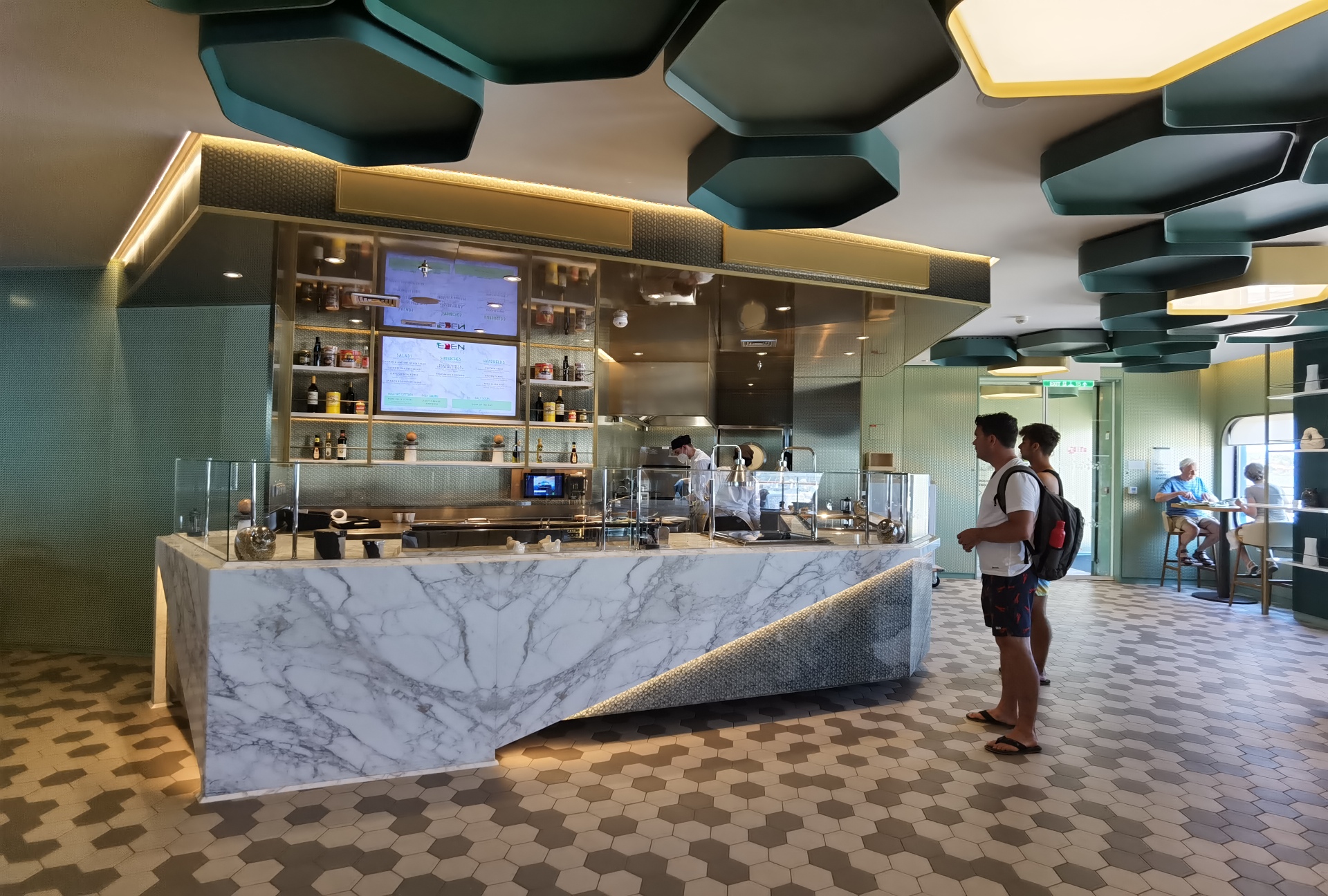 Eden Cafe [CELEBRITY BEYOND TRAVEL SERIES] MoVernie on the MOVE