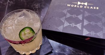 World Class Bar – Signature Cocktails [CELEBRITY BEYOND TRAVEL SERIES]