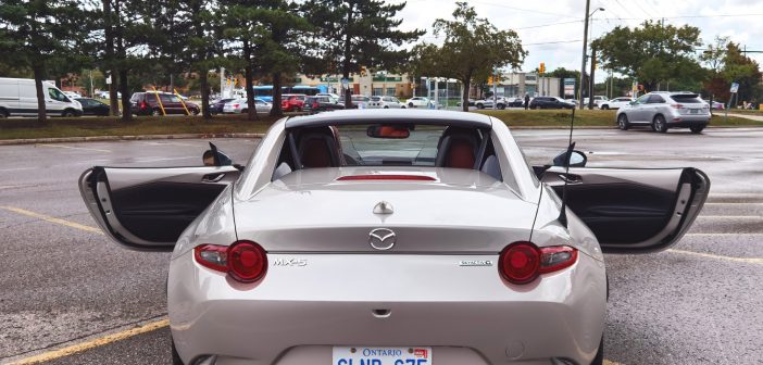 Outside Look) 2022 Mazda MX-5 RF GT with Manual Gearbox - MoVernie