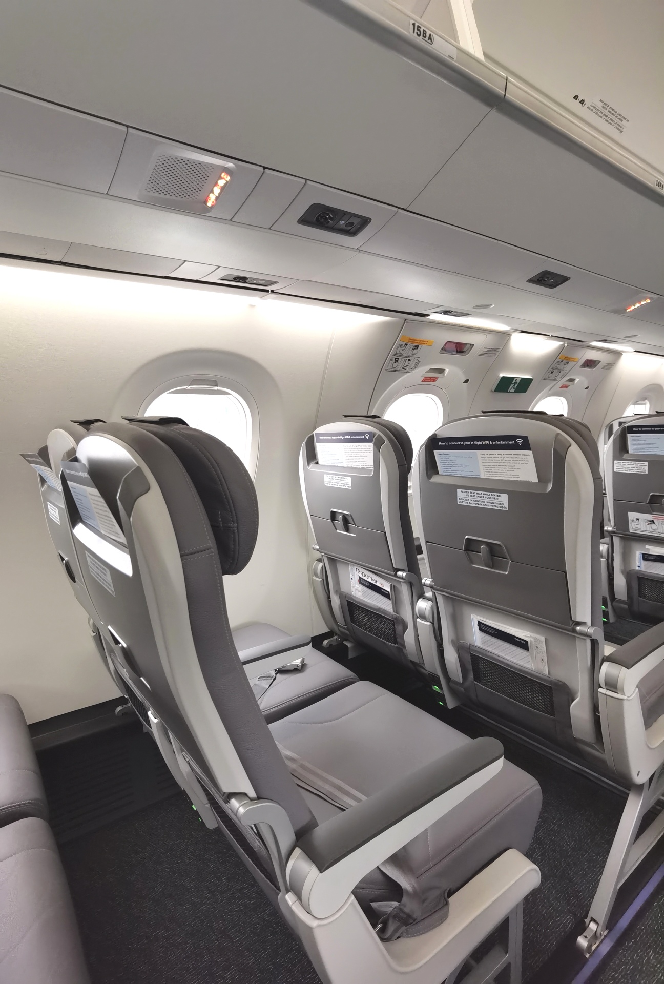 On the New Embraer E195-E2 Jet: [Porter Inaugural Flight - Toronto ...